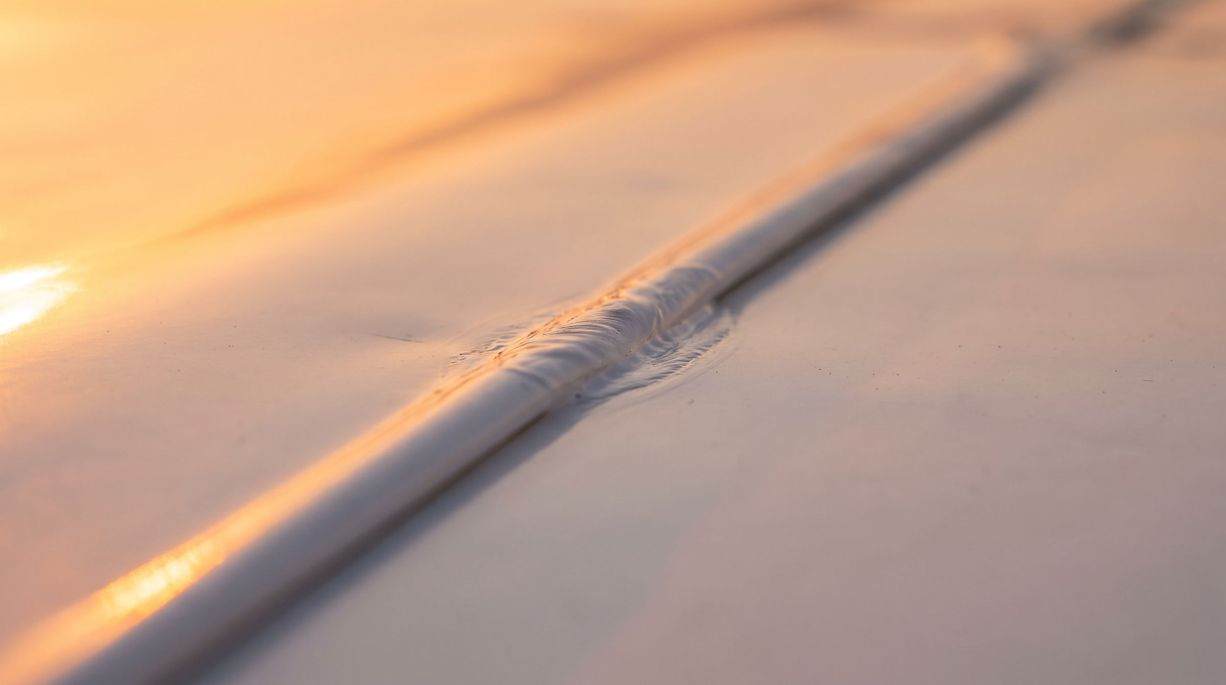 Illustration of a welded commercial roof seam